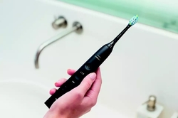 Philips Sonicare DiamondClean 9000 