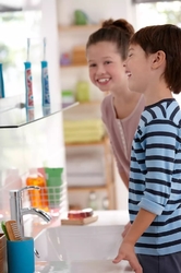 Philips HX6311/07 dětský zubní kartáček Sonicare