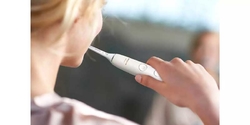 Zubní kartáček Philips Sonicare DiamondClean 9000